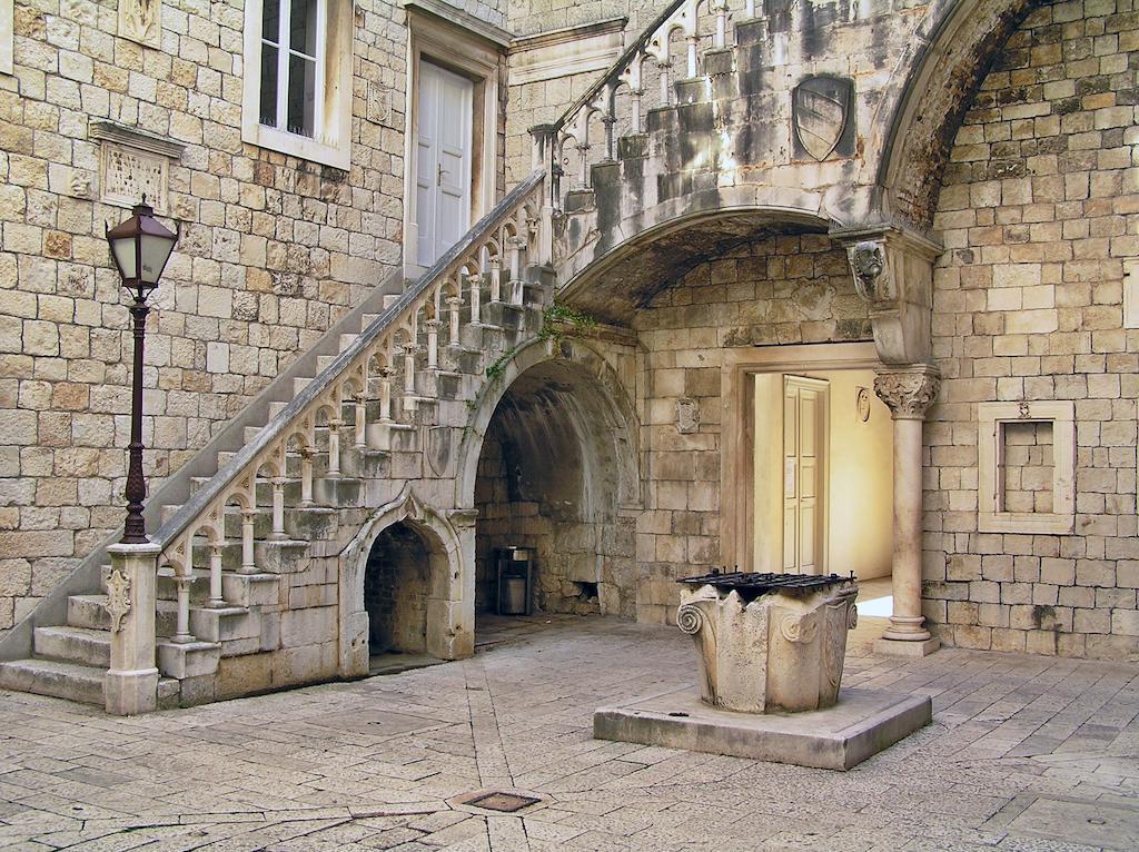 Apartments Maria Trogir Buitenkant foto